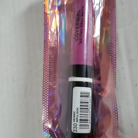 4 Covergirl Melting Pout Vinyl Vow Matte Liquid Lipsticks Lip Color 3.5 NWT - Picture 2 of 14